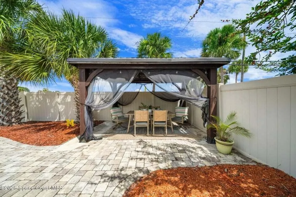 121 Algonquin Terrace Indian Harbour Beach, FL 32937