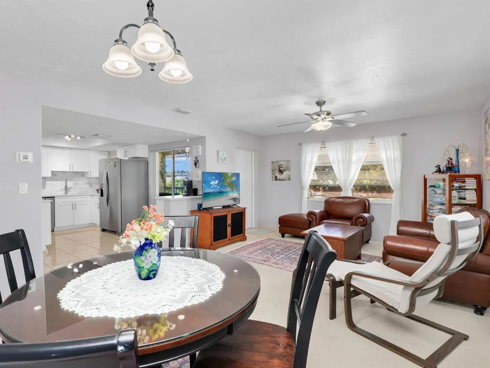 4021 SE 19th Avenue #201 Cape Coral, FL 33904
