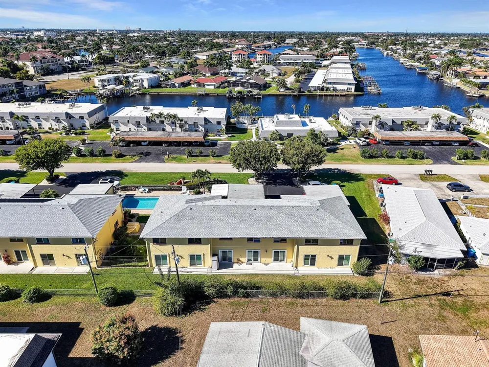 4021 SE 19th Avenue #201 Cape Coral, FL 33904