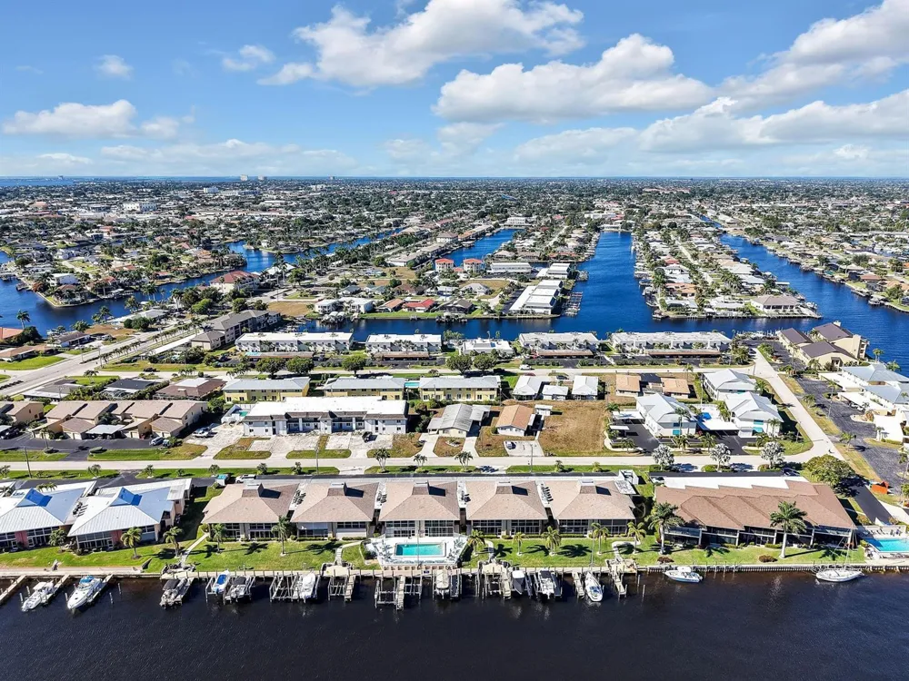 4021 SE 19th Avenue #201 Cape Coral, FL 33904