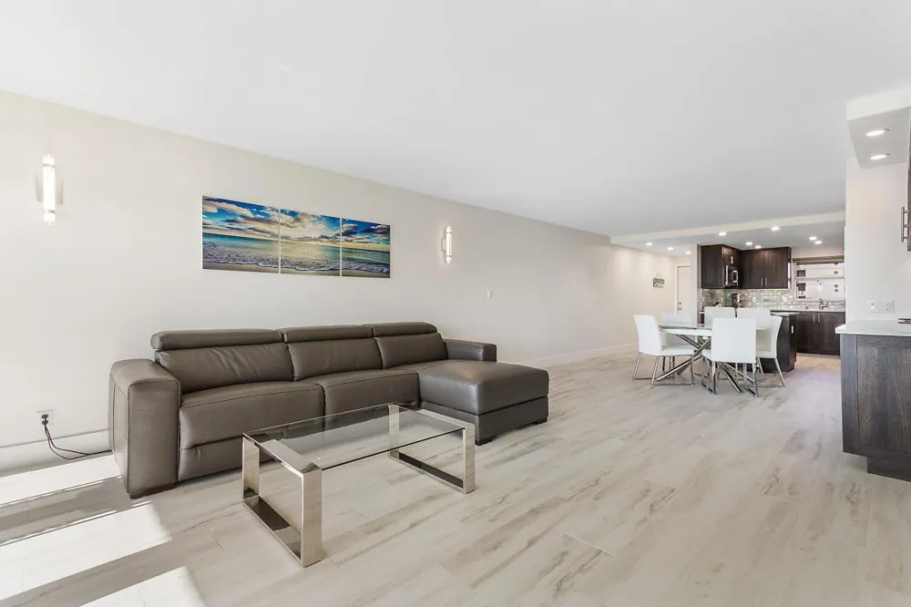 1160 Hillsboro Mile #305 Hillsboro Beach, FL 33062