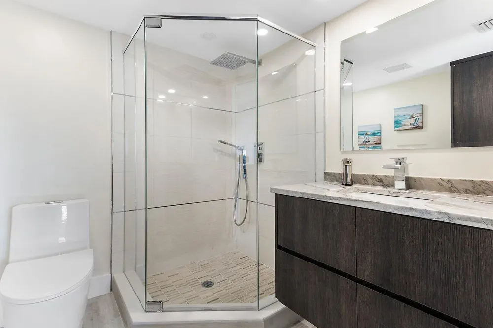 1160 Hillsboro Mile #305 Hillsboro Beach, FL 33062