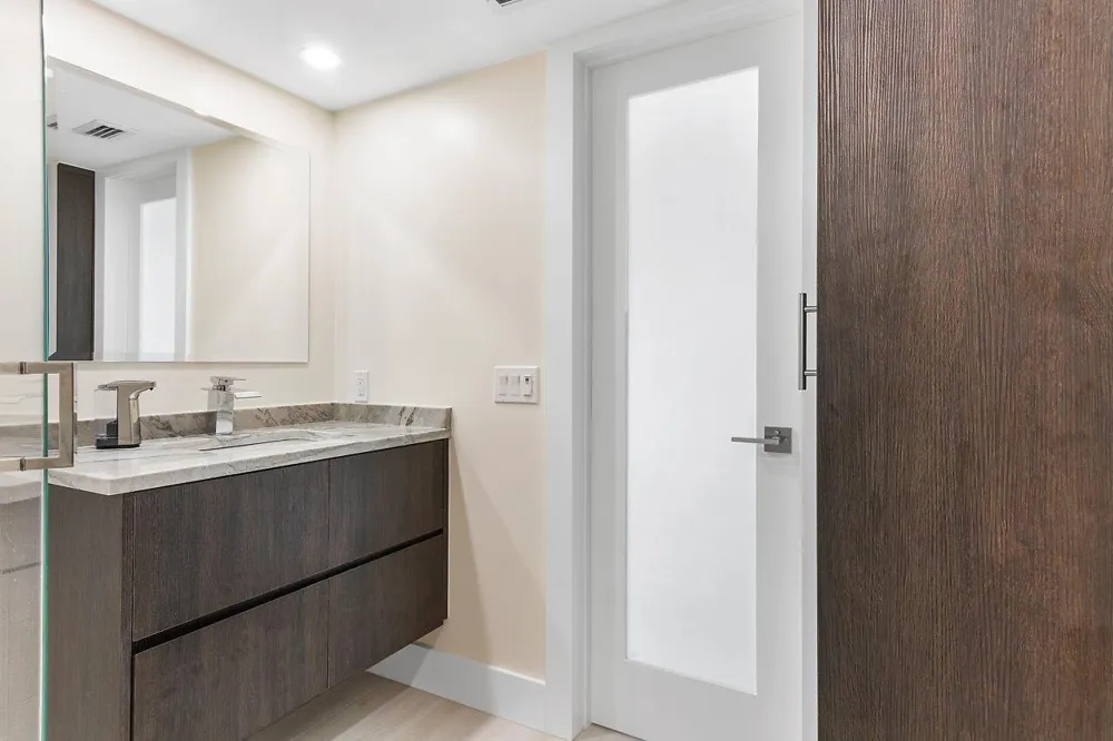 1160 Hillsboro Mile #305 Hillsboro Beach, FL 33062