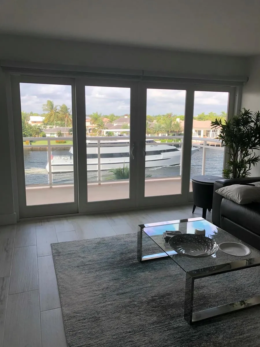 1160 Hillsboro Mile #305 Hillsboro Beach, FL 33062