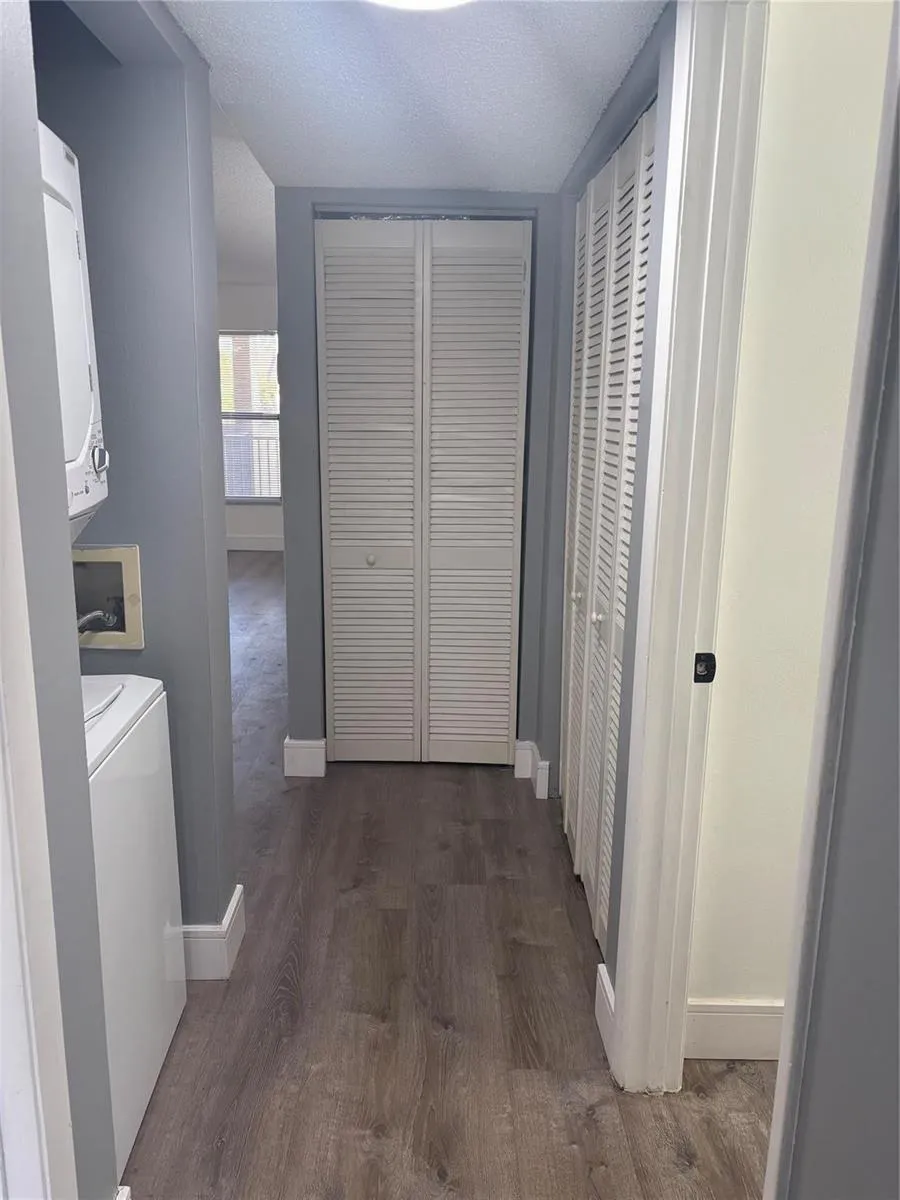 5492 Courtyard Drive #5492 Margate, FL 33063