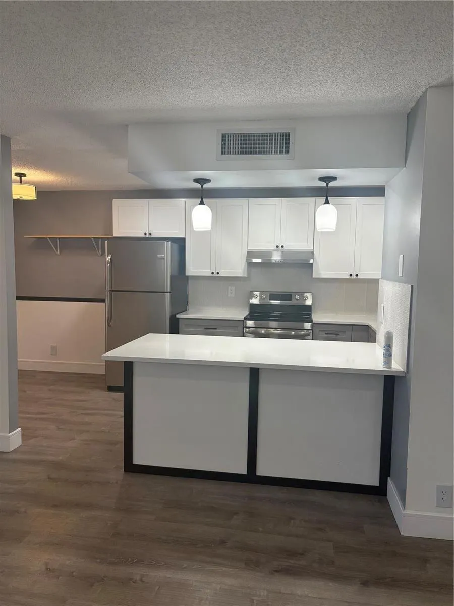 5492 Courtyard Drive #5492 Margate, FL 33063