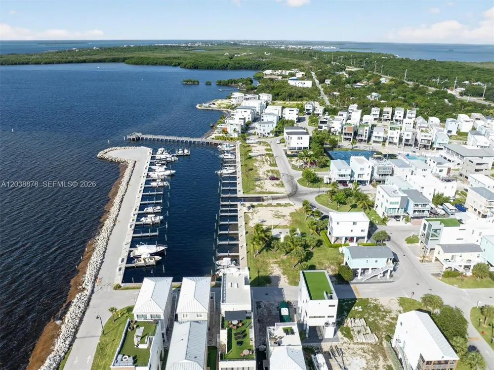 94825 OVERSEAS HIGHWAY #123 Key Largo, FL 33037