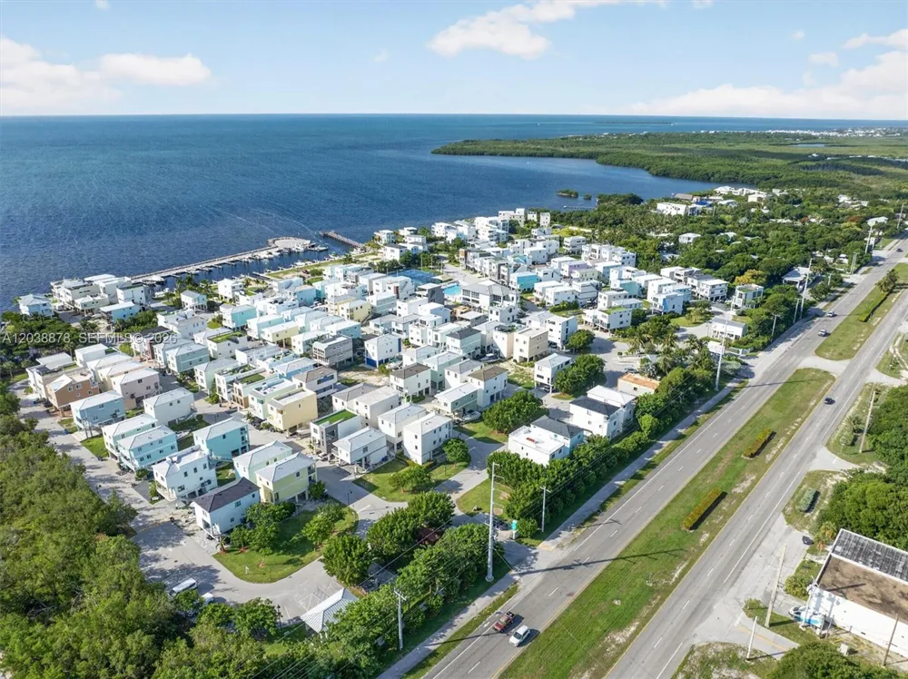 94825 OVERSEAS HIGHWAY #123 Key Largo, FL 33037
