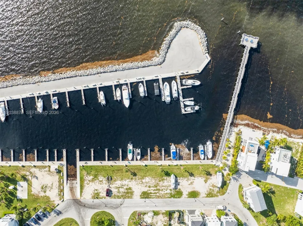 94825 OVERSEAS HIGHWAY #123 Key Largo, FL 33037