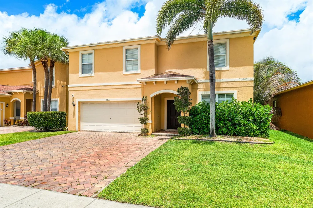 5827 Gypsum Place West Palm Beach, FL 33413