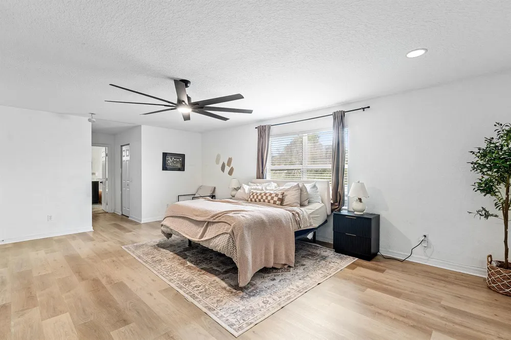 5827 Gypsum Place West Palm Beach, FL 33413