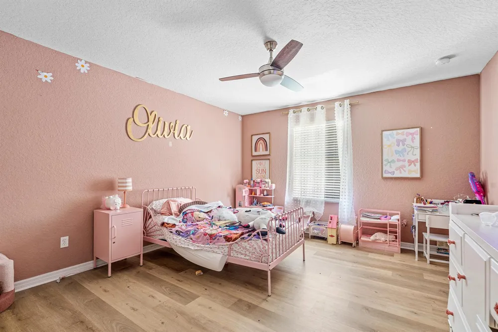 5827 Gypsum Place West Palm Beach, FL 33413