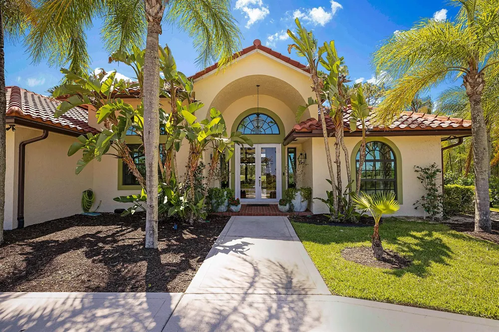 18680 SE Old Trail Drive E Jupiter, FL 33478