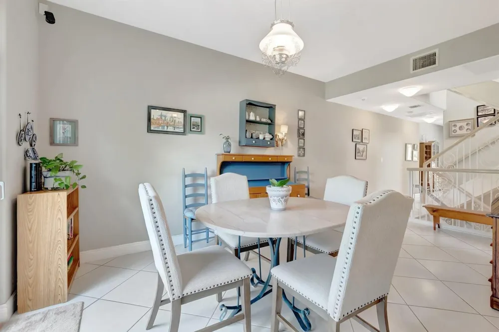 1776 Bay Drive Pompano Beach, FL 33062