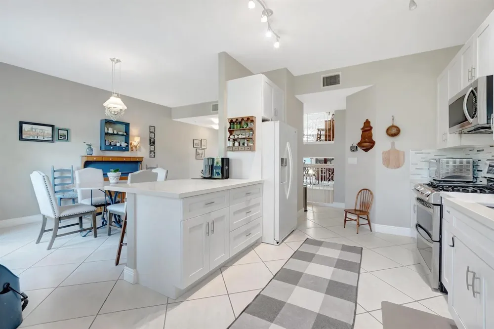 1776 Bay Drive Pompano Beach, FL 33062