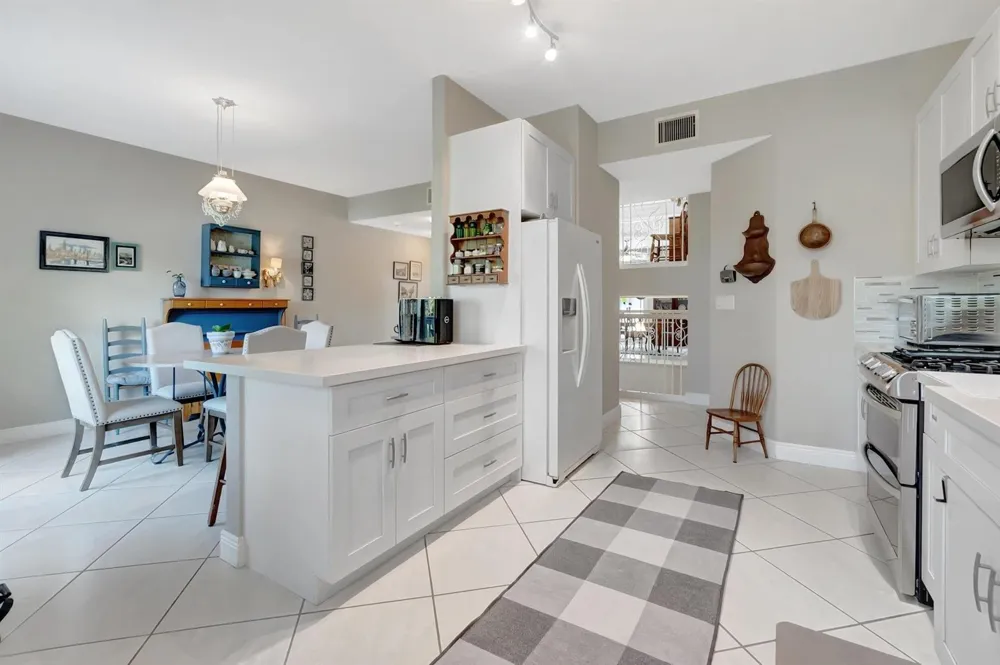 1776 Bay Drive Pompano Beach, FL 33062