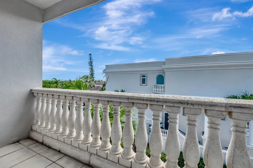 1776 Bay Drive Pompano Beach, FL 33062