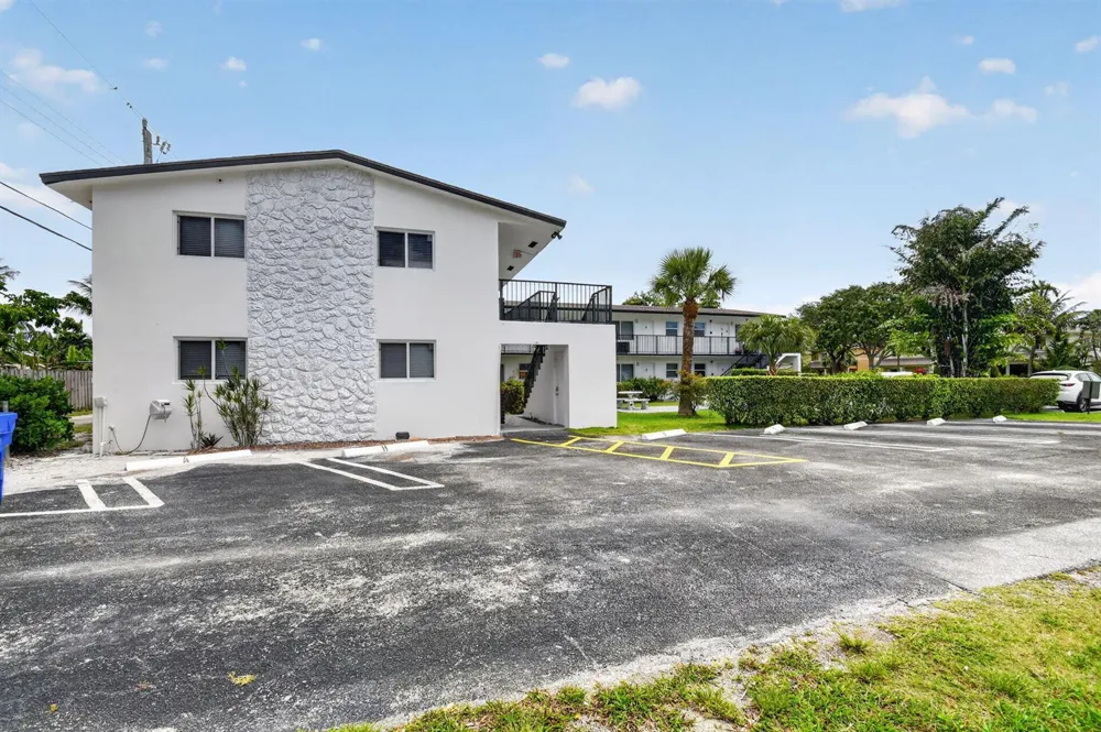 525 S Broadway Street #M Lantana, FL 33462