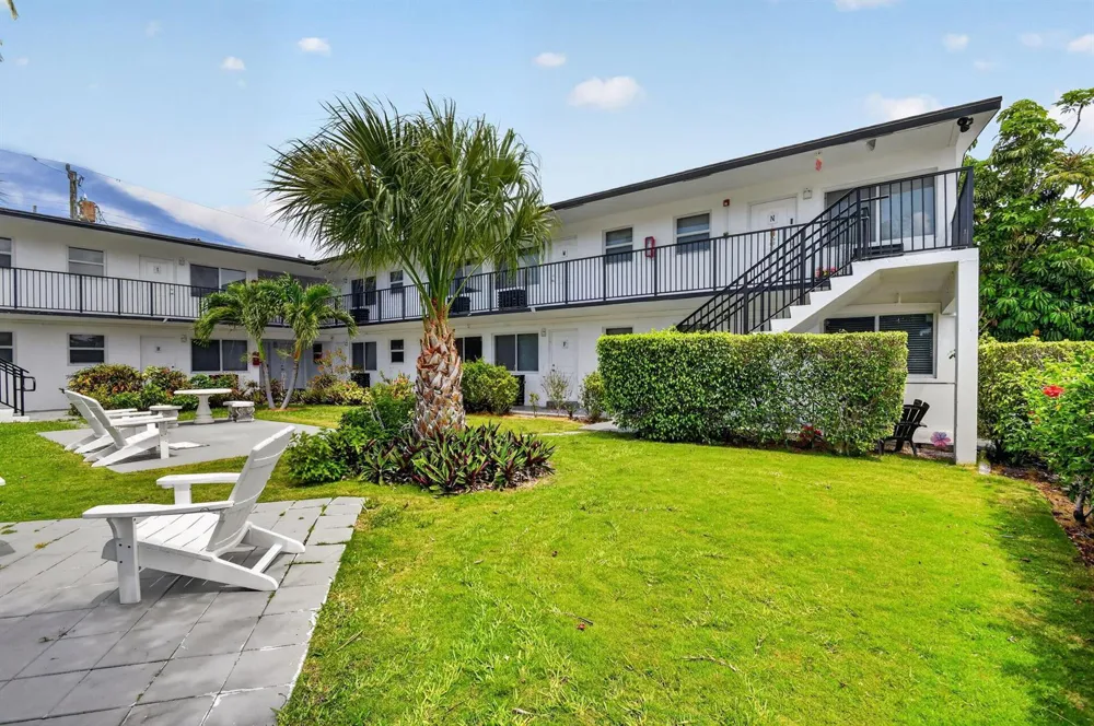 525 S Broadway Street #M Lantana, FL 33462
