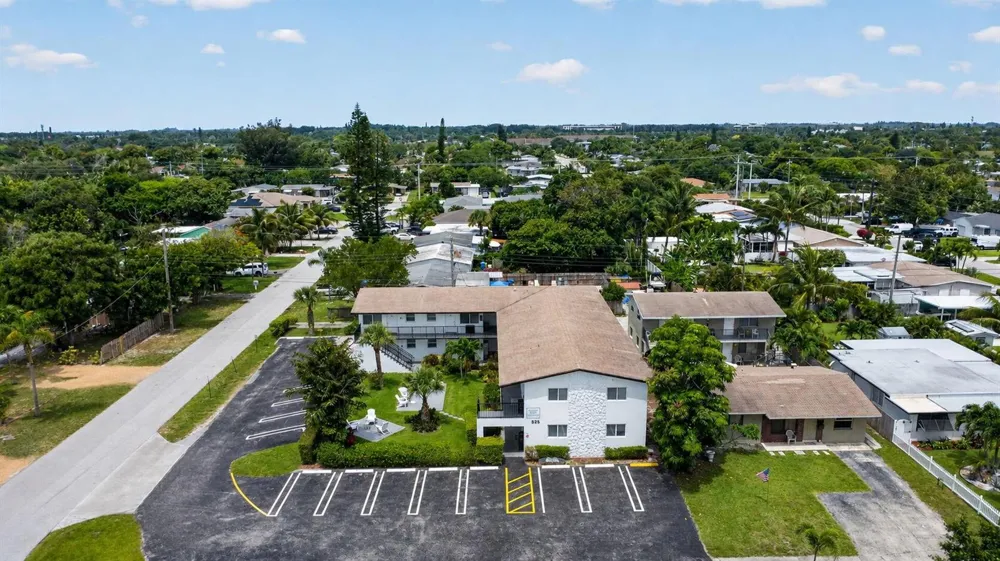 525 S Broadway Street #M Lantana, FL 33462