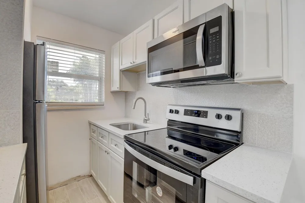 525 S Broadway Street #M Lantana, FL 33462