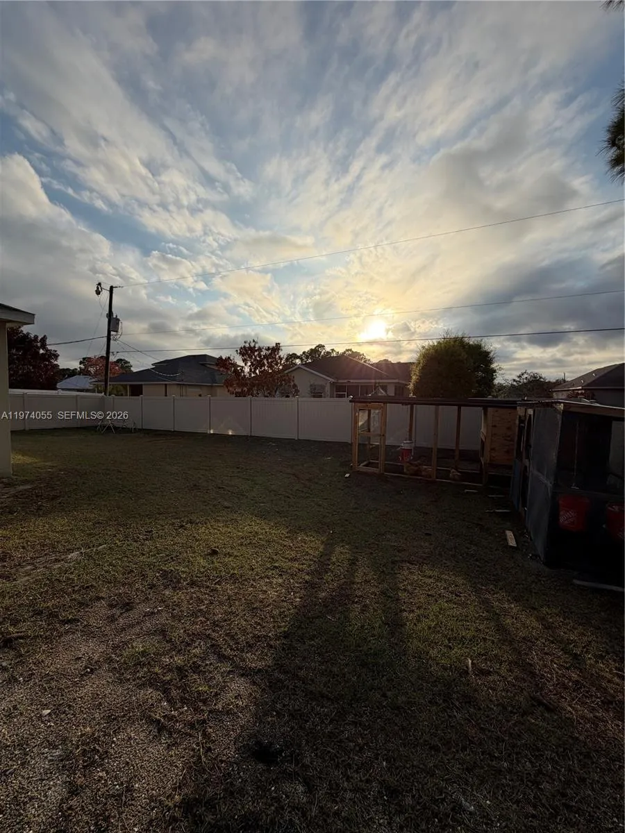 383 Hanford Road SW Palm Bay, FL 32809
