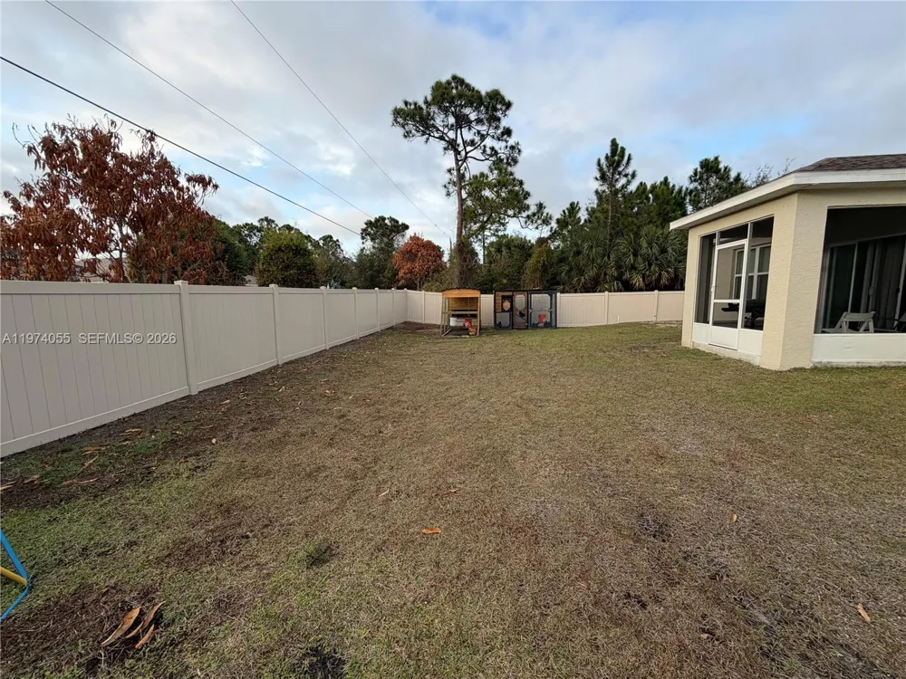 383 Hanford Road SW Palm Bay, FL 32809
