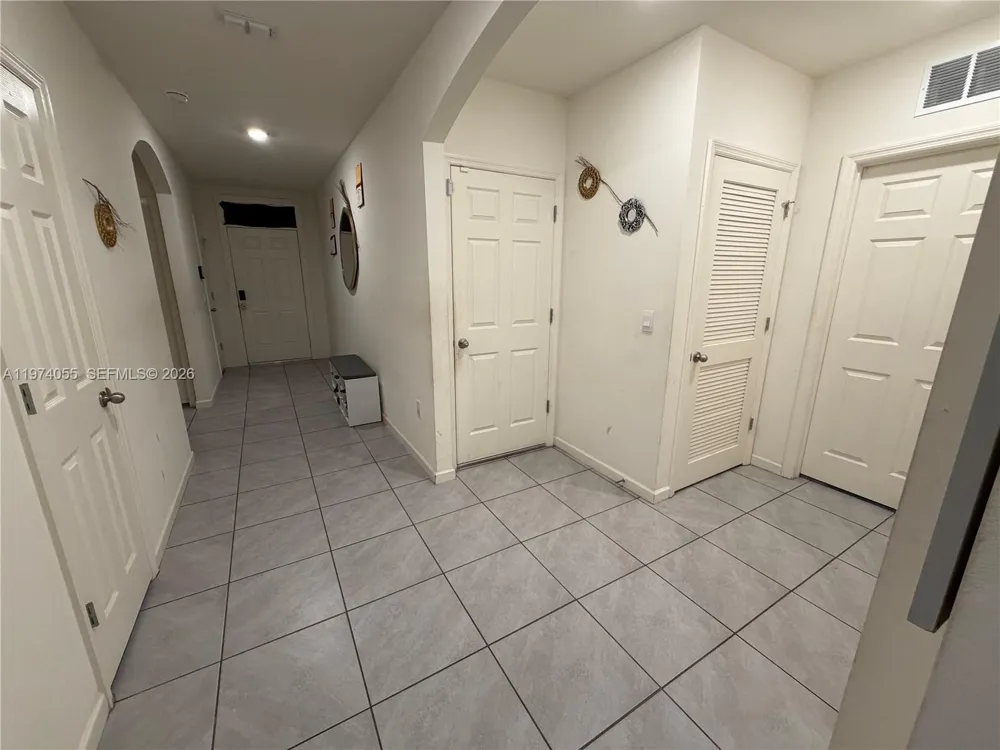383 Hanford Road SW Palm Bay, FL 32809