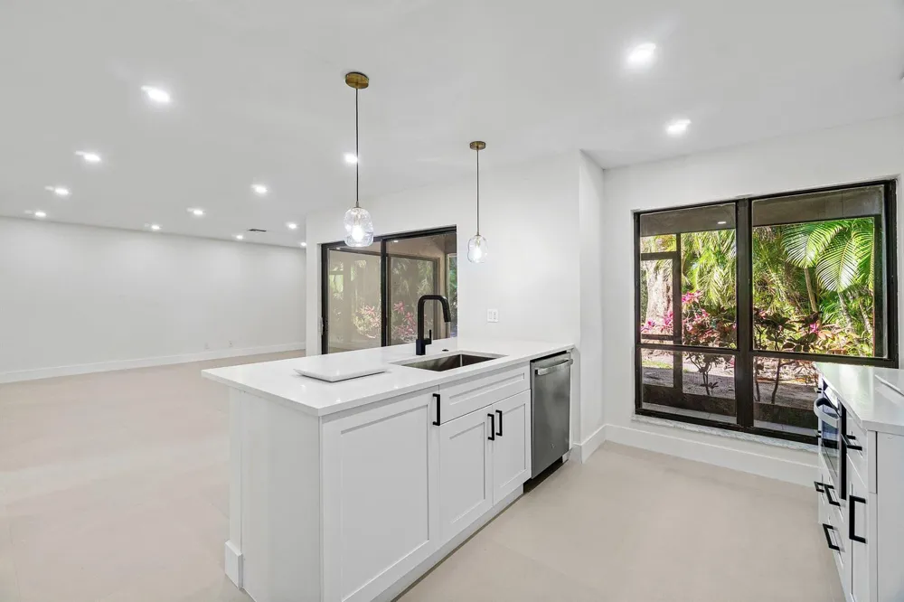 5944 Forest Grove Drive #3 Boynton Beach, FL 33437
