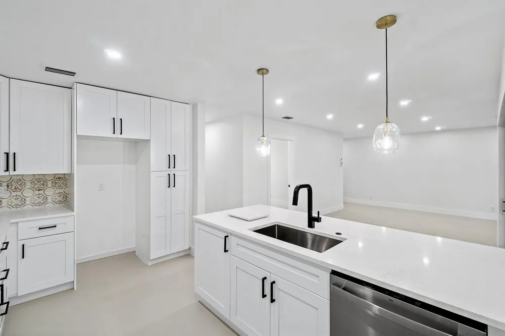 5944 Forest Grove Drive #3 Boynton Beach, FL 33437