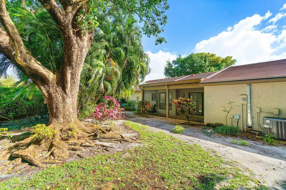 5944 Forest Grove Drive #3 Boynton Beach, FL 33437