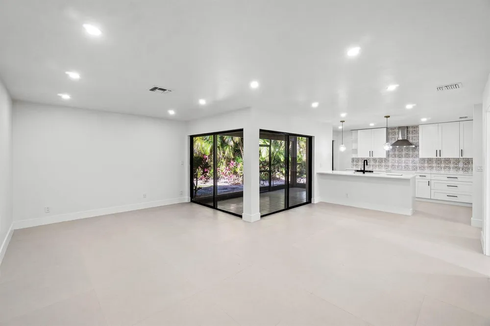 5944 Forest Grove Drive #3 Boynton Beach, FL 33437