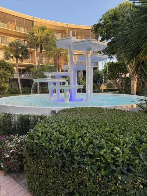 3605 S Ocean Boulevard South Palm Beach, FL 33480