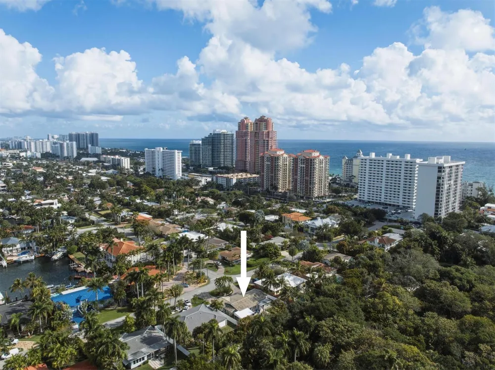 3036 NE 19 STREET Fort Lauderdale, FL 33305