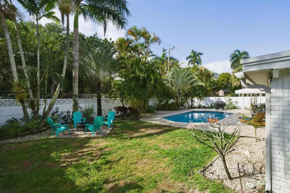 3036 NE 19 STREET Fort Lauderdale, FL 33305