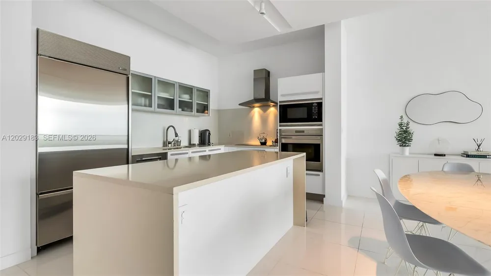 2020 Bayshore Dr #2603 Miami, FL 33137