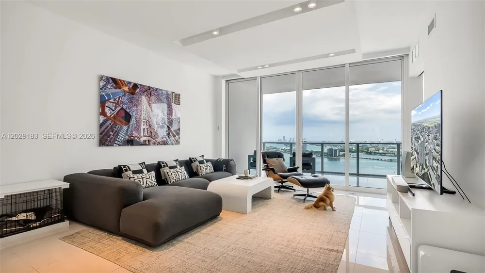 2020 Bayshore Dr #2603 Miami, FL 33137