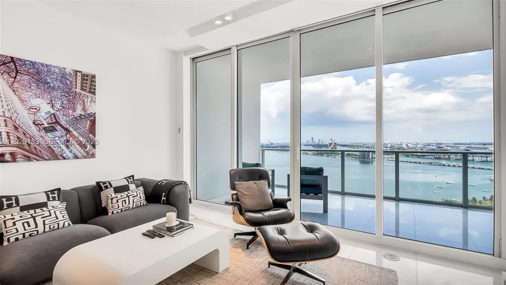 2020 Bayshore Dr #2603 Miami, FL 33137
