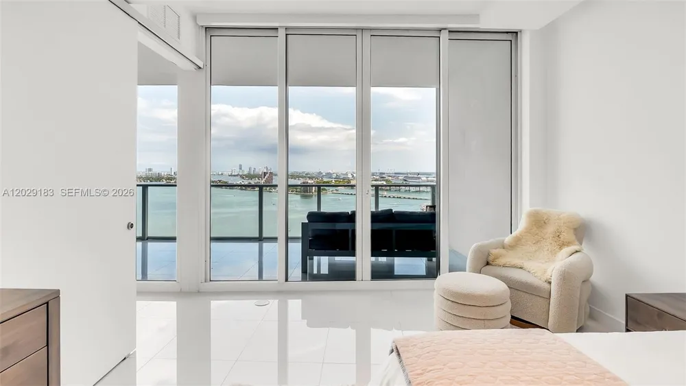 2020 Bayshore Dr #2603 Miami, FL 33137