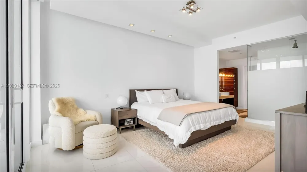 2020 Bayshore Dr #2603 Miami, FL 33137