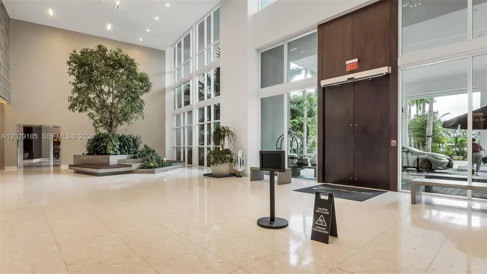 2020 Bayshore Dr #2603 Miami, FL 33137