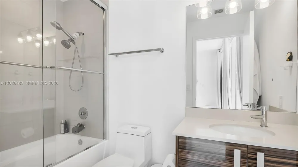 2020 Bayshore Dr #2603 Miami, FL 33137