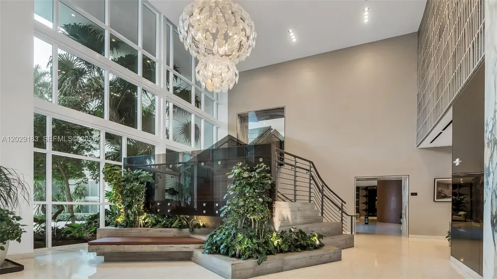 2020 Bayshore Dr #2603 Miami, FL 33137
