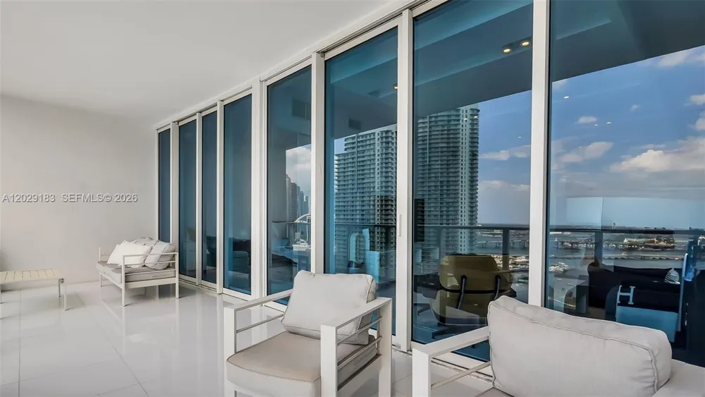 2020 Bayshore Dr #2603 Miami, FL 33137