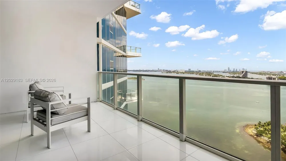 2020 Bayshore Dr #2603 Miami, FL 33137
