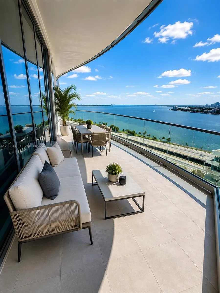 175 SE 25th rd #1503 Miami, FL 33129