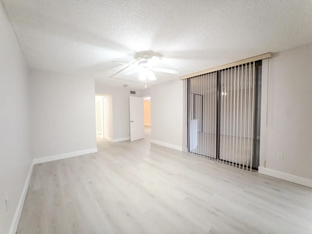 2800 46th #A502 Hollywood, FL 33021