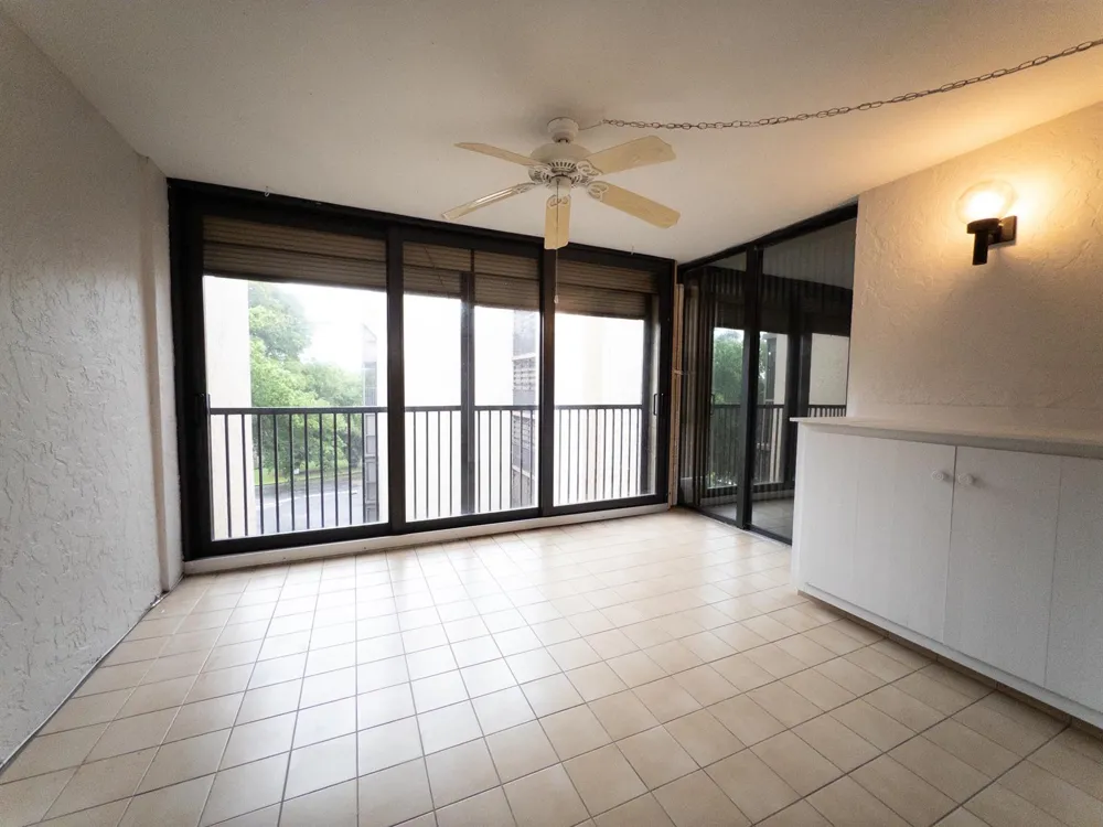 2800 46th #A502 Hollywood, FL 33021