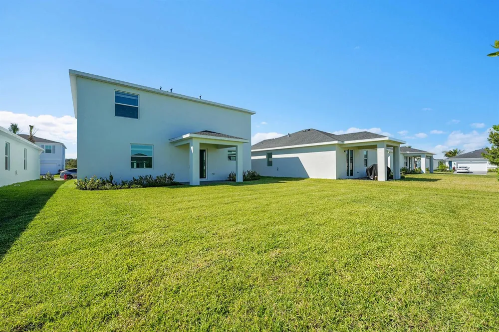3492 Cedar Grove Drive Fort Pierce, FL 34946