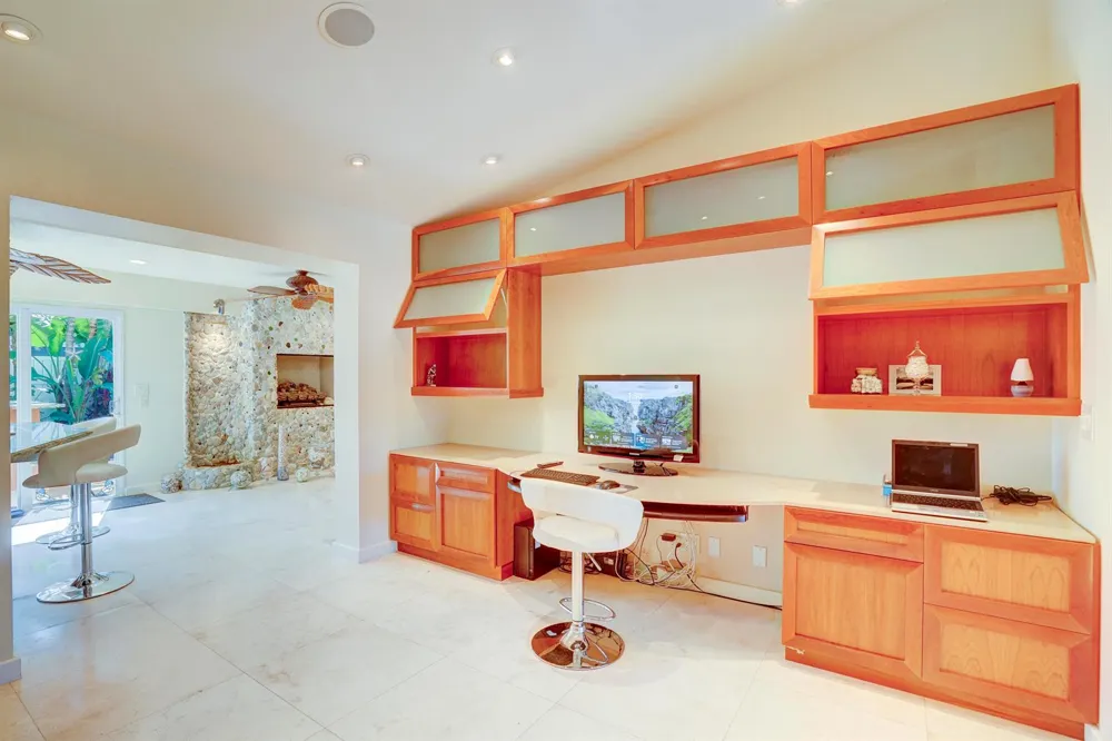 1191 Emerald Drive Singer Island, FL 33404